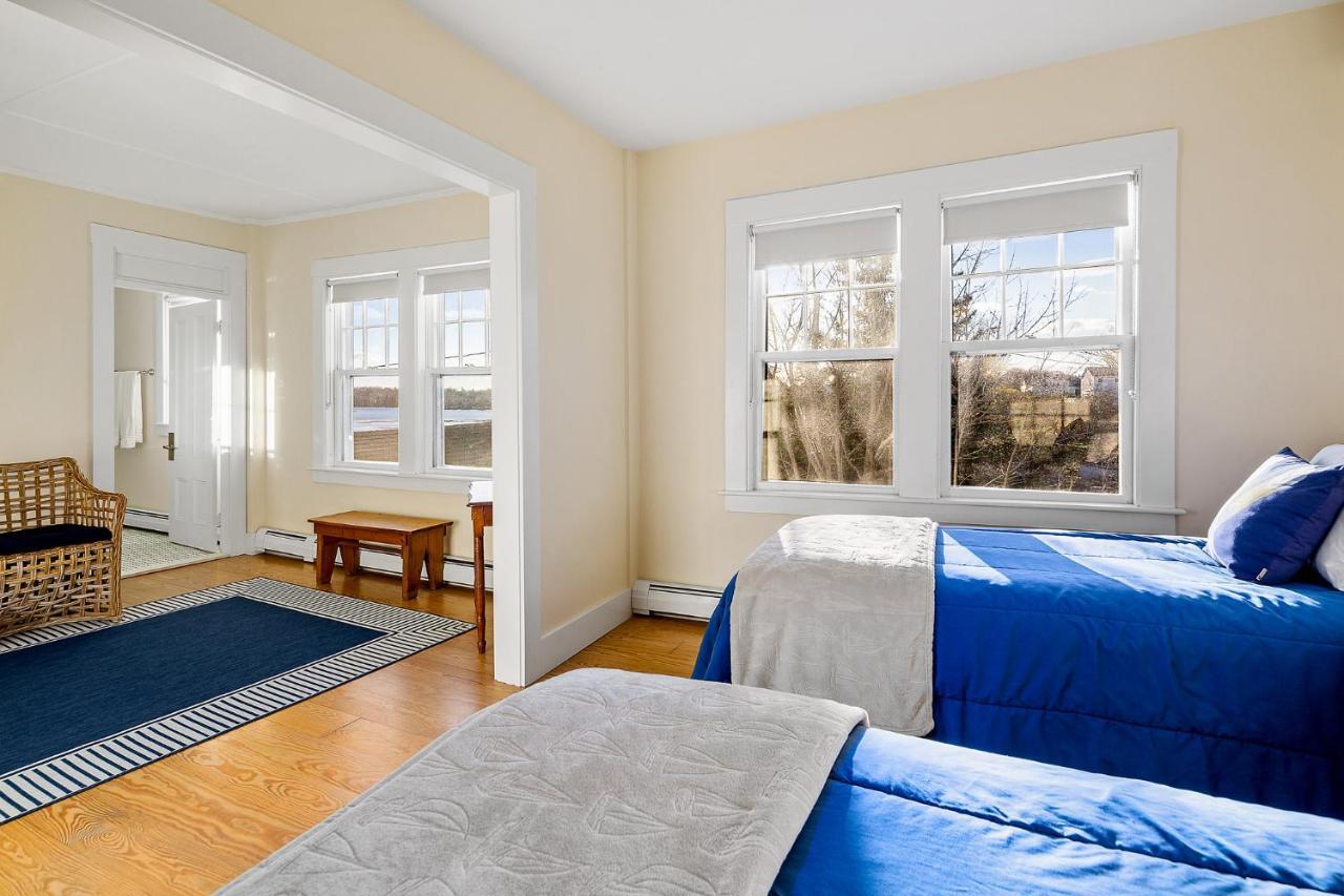 East Wind & Locanda Tenants Harbor