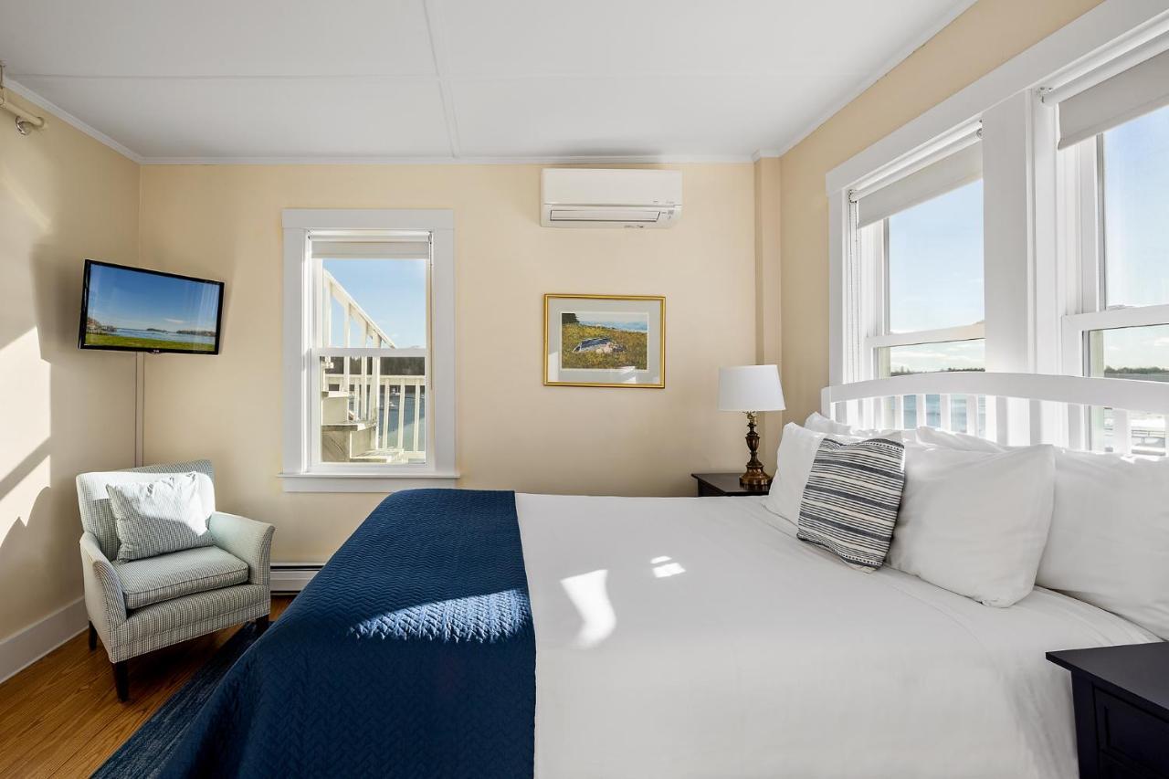 East Wind & Inn