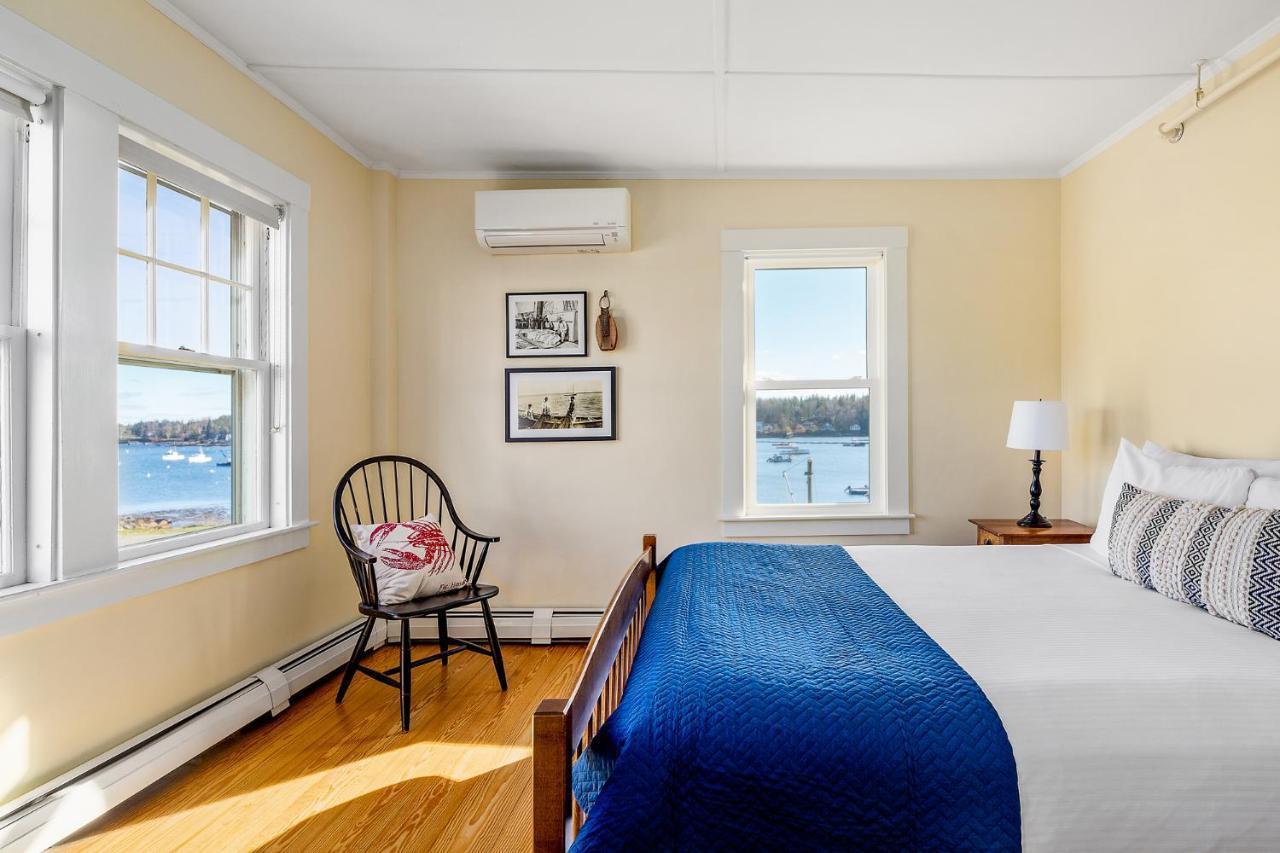 Inn East Wind & 2*