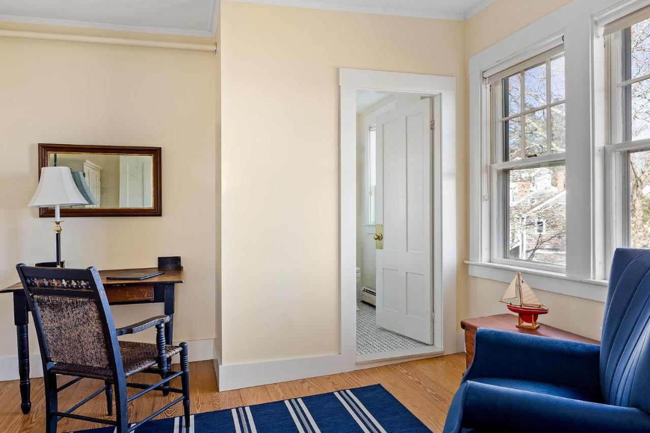 East Wind & Tenants Harbor